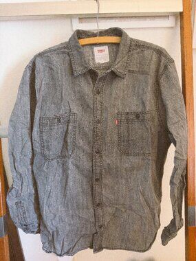 Levi's Long Sleeve Grey Demin Men's Button-up